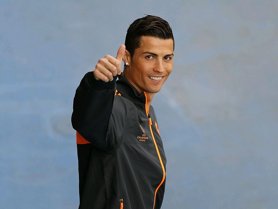 韩媒披露，因对联盟认定塔诺斯“种族歧视”不满，全...