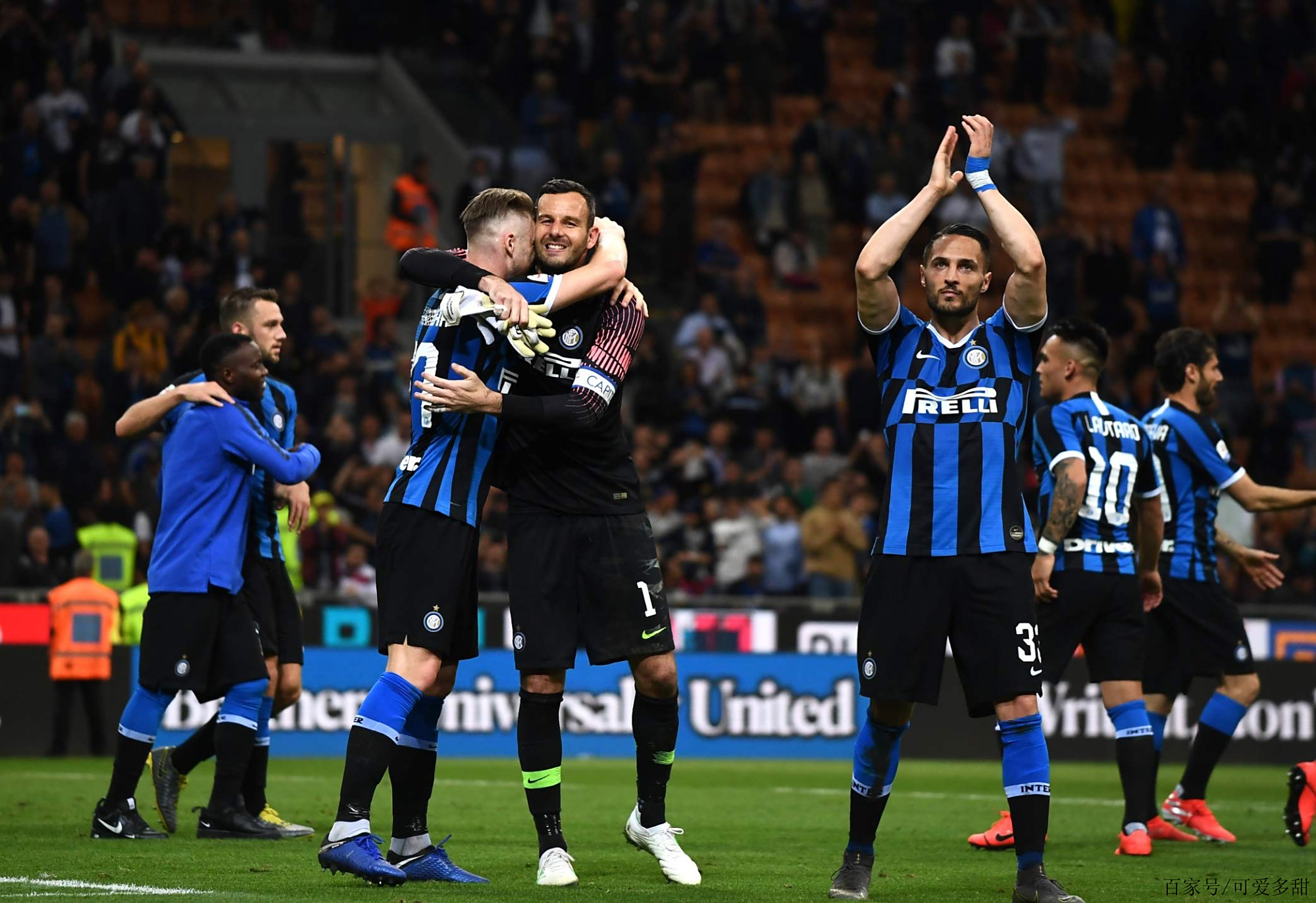 曼联欧联杯首轮3-0完胜对手