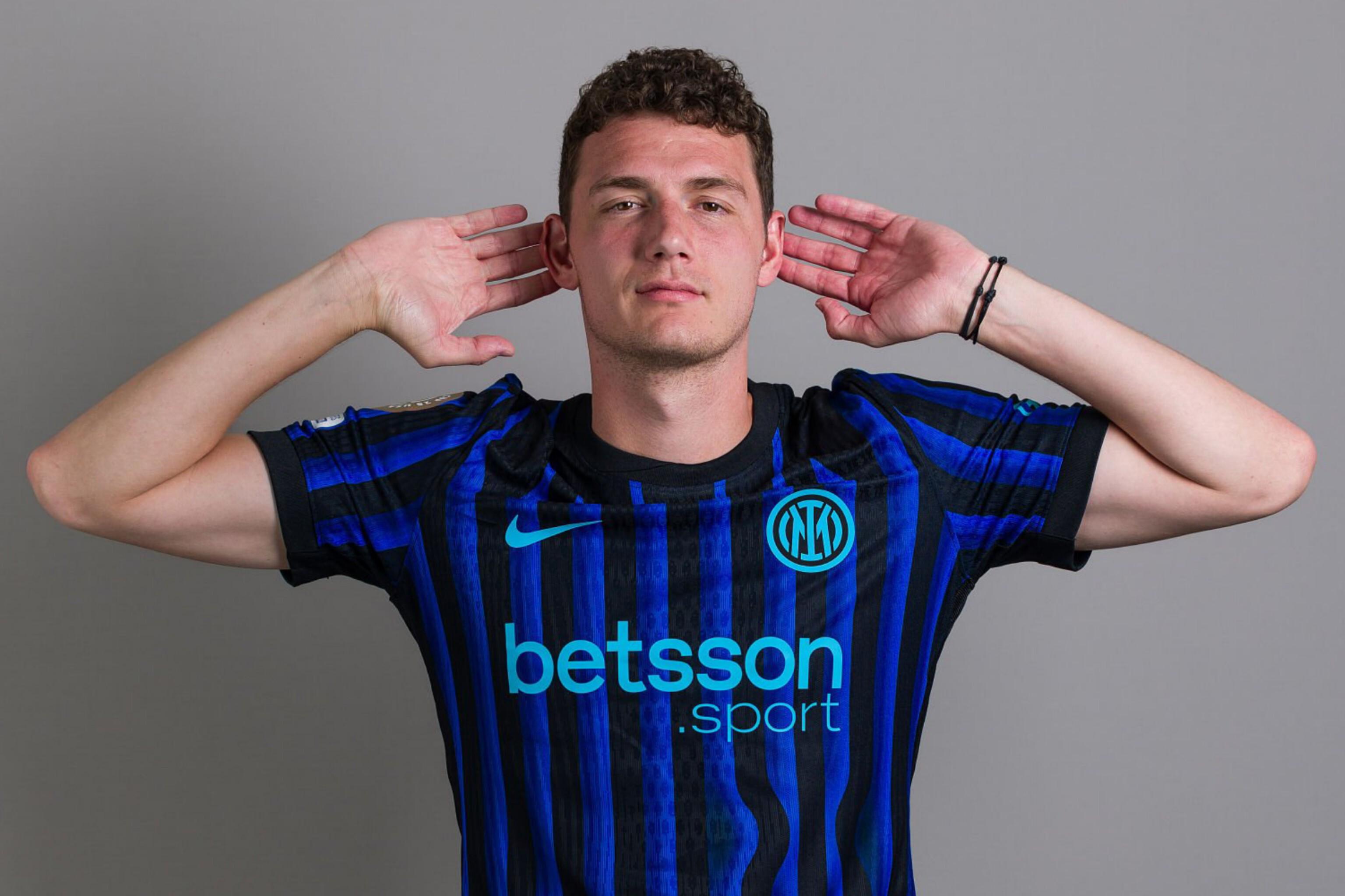 西甲：巴萨3-1逆转赫罗纳